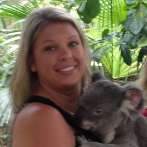 Meet your Posher, Sharon